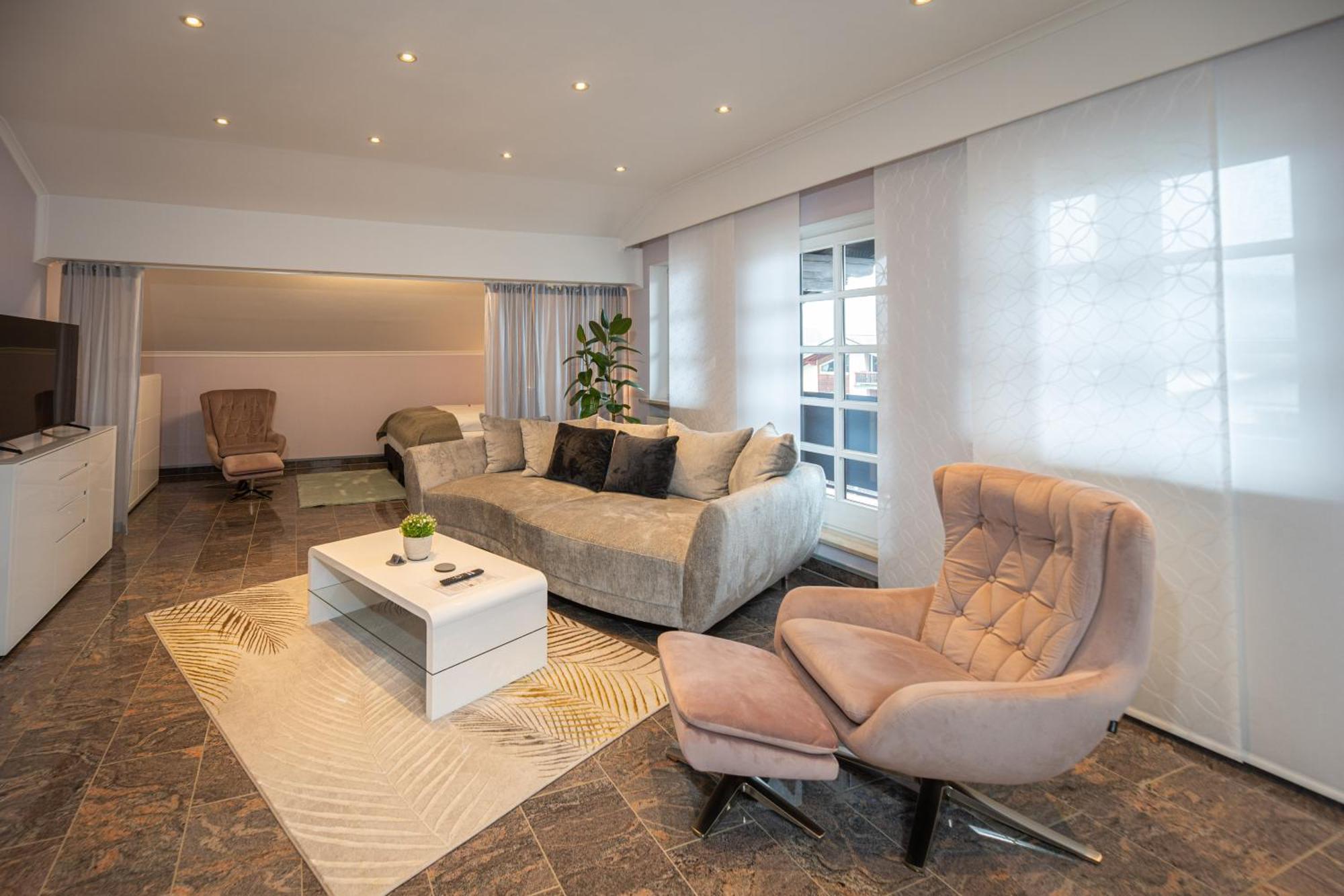 Ferienwohnung Chiemgauzeit - Chiemgaukarte อินเซลล์ ภายนอก รูปภาพ